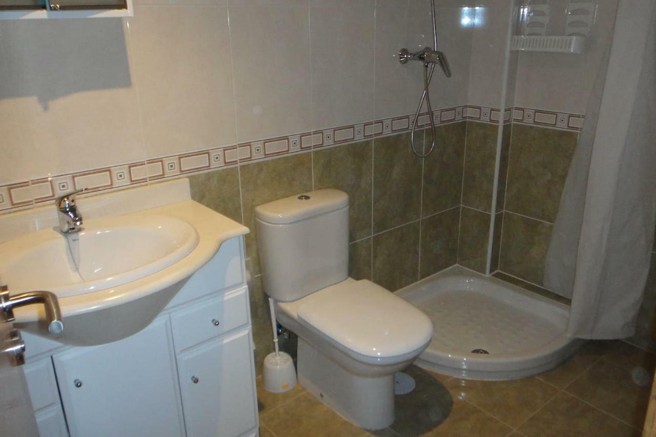 Apartamento En 1ª Linea De La Playa De Covas - Viveiro Bagian luar foto